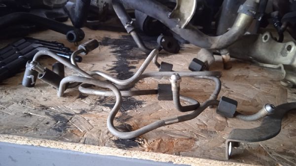 NİSSAN SKYSTAR ÇIKMA ENJEKTÖR BORUSU