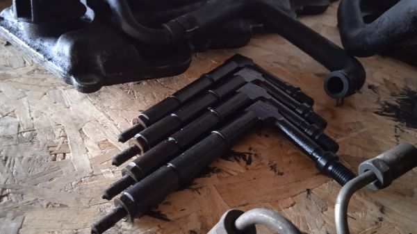 NİSSAN SKYSTAR ÇIKMA ENJEKTÖR