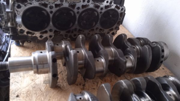 NİSSAN SKYSTAR ÇIKMA KRANK